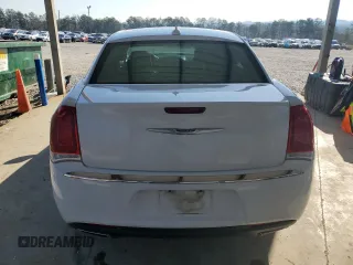 2019 Chrysler 300 Limited with VIN 2C3CCAKG4KH578075, listed as a Copart auction lot 48793195 with 96,986 mi miles and Salvage Title. Bid and sale history available at carsss.com. Image 6.