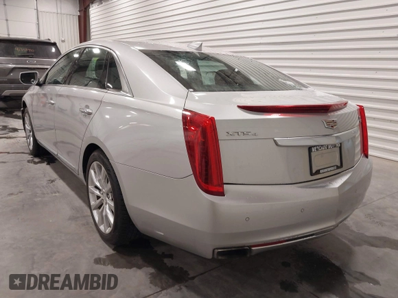 2016 Cadillac XTS Luxury Collection with VIN 2G61N5S38G9153304, listed as a IAAI auction lot 41837581 with 160,884 mi miles. Bid and sale history available at carsss.com. Image 3.