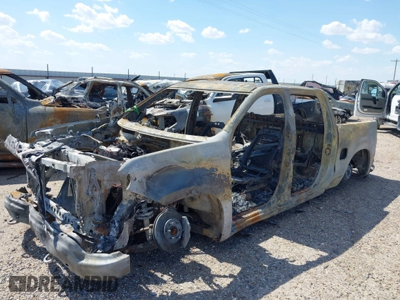 2024 Chevrolet Silverado 1500 High Country with VIN 1GCUDJE83RZ199693, listed as a IAAI auction lot 39855604 with Not Provided miles and . Bid and sale history available at DreamBid. Image 6.