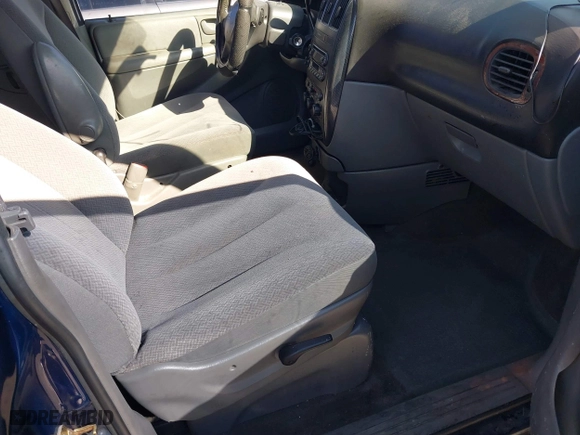 2006 Dodge Grand Caravan SXT with VIN 2D4GP44L86R800441, listed as a IAAI auction lot 41799953 with 181,462 mi miles. Bid and sale history available at carsss.com. Image 5.