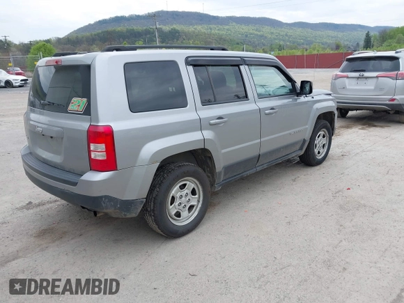 2016 Jeep Patriot Sport with VIN 1C4NJRBB0GD763788, listed as a IAAI auction lot 42100643 with 135,241 mi miles and . Bid and sale history available at carsss.com. Image 4.