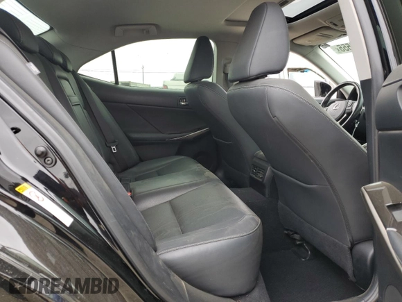 2016 Lexus IS 200t z VIN JTHBA1D26G5024838, wystawiony jako Copart lot #56073555 z przebiegiem 89 494 mil mil oraz Szkoda całkowita • Salvage title. Historia ofert i sprzedaży dostępna na DreamBid. Obrazek 10.