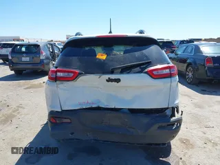 2017 Jeep Cherokee Sport with VIN 1C4PJLAB2HW578221, listed as a IAAI auction lot 41845458 with 189,580 mi miles and . Bid and sale history available at DreamBid. Image 16.