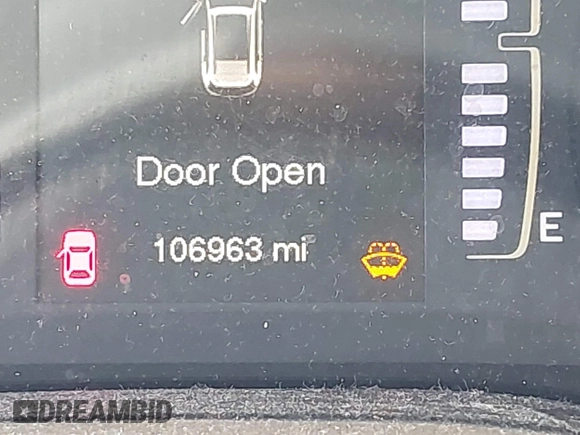 2017 Jeep Cherokee Altitude with VIN 1C4PJLAB7HW660624, listed as a IAAI auction lot 41488683 with 106,963 mi miles and . Bid and sale history available at DreamBid. Image 15.