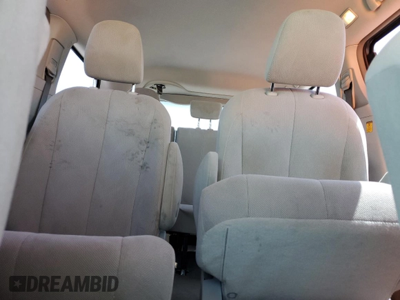 2012 Toyota Sienna с VIN 5TDZK3DC0CS190388, выставлен на аукционе Copart как лот 58564315 с пробегом 256 936 миль миль и Списание • Salvage title. История ставок и продаж доступна на DreamBid. Изображение 10.