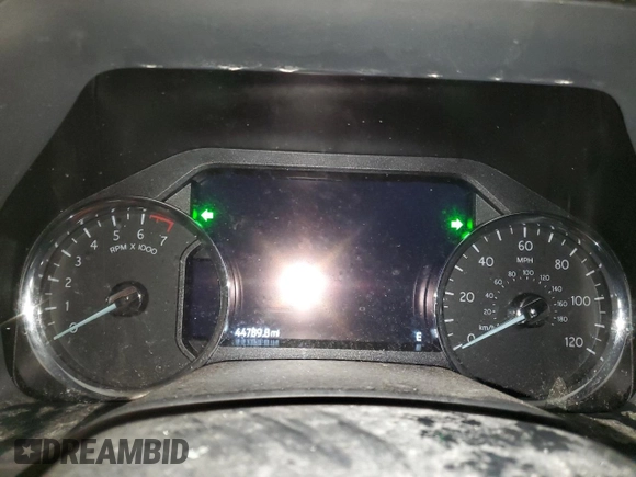 2021 Ford Expedition Max XLT z VIN 1FMJK1JT7MEA86179, wystawiony jako Copart lot #46050995 z przebiegiem 44 789 mil mil oraz Nie do naprawy • Non repairable. Historia ofert i sprzedaży dostępna na DreamBid. Obrazek 9.