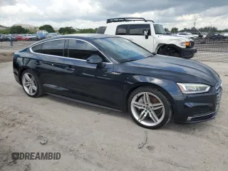 2018 Audi A5 Sportback Premium Plus with VIN WAUENCF57JA131012, listed as a Copart auction lot 58140183 with 59,476 mi miles. Bid and sale history available at carsss.com. Image 4.