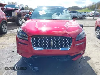 2020 Lincoln Corsair Reserve z VIN 5LMCJ2D95LUL05000, wystawiony jako IAAI lot #41997260 z przebiegiem 45 344 mil mil oraz . Historia ofert i sprzedaży dostępna na DreamBid. Obrazek 6.