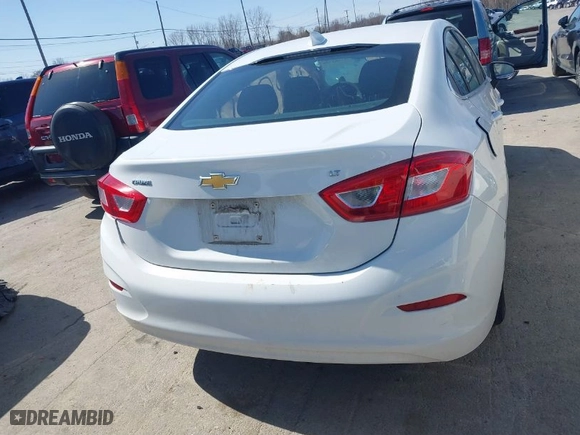 2017 Chevrolet Cruze LT with VIN 1G1BE5SM8H7234616, listed as a IAAI auction lot 41663738 with 104,277 mi miles. Bid and sale history available at carsss.com. Image 16.