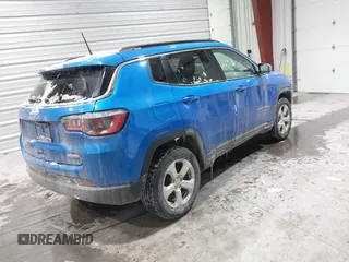 2018 Jeep Compass Altitude with VIN 3C4NJDBB2JT200181, listed as a IAAI auction lot 41374793 with 158,794 mi miles and . Bid and sale history available at carsss.com. Image 4.