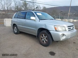 2006 Toyota Highlander w/3rd Row with VIN JTEEP21A660158559, listed as a IAAI auction lot 41732038 with 376,274 mi miles. Bid and sale history available at carsss.com. Image 1.