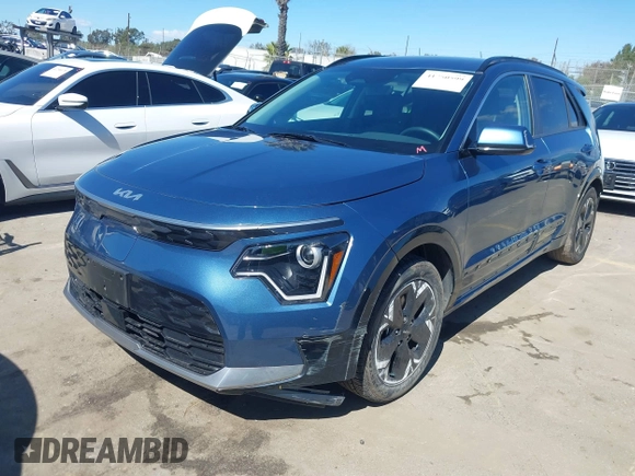 2023 Kia Niro Wind with VIN KNDCR3L19P5038753, listed as a IAAI auction lot 41750599 with 59,182 mi miles. Bid and sale history available at carsss.com. Image 2.
