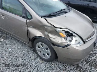 2006 Toyota Prius with VIN JTDKB20U763154763, listed as a IAAI auction lot 41671104 with 193,635 mi miles. Bid and sale history available at carsss.com. Image 6.