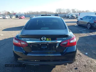 2017 Nissan Altima SR with VIN 1N4AL3AP0HN361273, listed as a IAAI auction lot 41583479 with 71,846 mi miles and . Bid and sale history available at carsss.com. Image 16.
