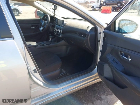 2021 Nissan Sentra S with VIN 3N1AB8BV5MY309466, listed as a IAAI auction lot 41271437 with 46,838 mi miles. Bid and sale history available at carsss.com. Image 5.