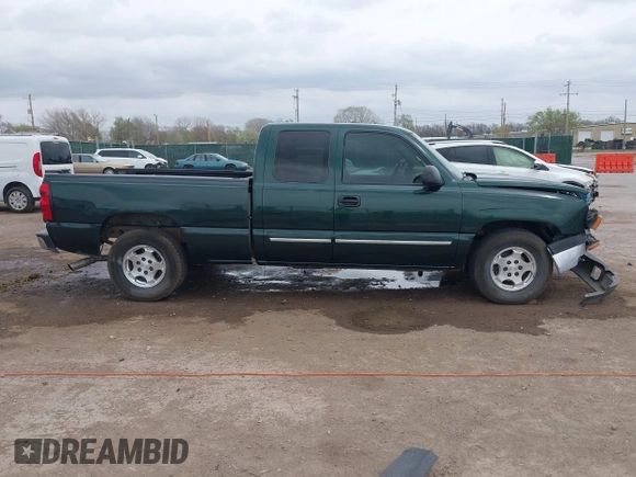 2004 Chevrolet Silverado 1500 Work Truck with VIN 2GCEC19T941193338, listed as a IAAI auction lot 41904989 with 147,616 mi miles. Bid and sale history available at carsss.com. Image 13.