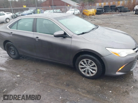 2015 Toyota Camry XLE z VIN 4T4BF1FK5FR456746, wystawiony jako IAAI lot #41058517 z przebiegiem 150 466 mil mil oraz . Historia ofert i sprzedaży dostępna na DreamBid. Obrazek 13.