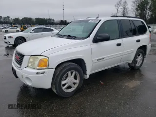 2005 GMC Envoy SLT with VIN 1GKDT13S452115227, listed as a Copart auction lot 44675645 with 234,674 mi miles and Salvage Title. Bid and sale history available at carsss.com. Image 1.