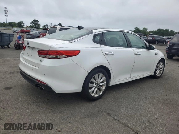 2016 Kia Optima EX z VIN 5XXGU4L39GG005285, wystawiony jako Copart lot #63778415 z przebiegiem 120 705 mil mil oraz Czysty tytuł • Clean title. Historia ofert i sprzedaży dostępna na DreamBid. Obrazek 3.