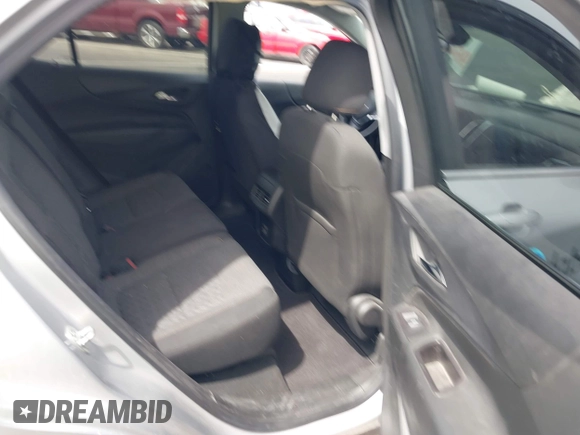 2022 Chevrolet Equinox LT with VIN 2GNAXTEV0N6134115, listed as a IAAI auction lot 41989096 with 118,688 mi miles. Bid and sale history available at carsss.com. Image 8.