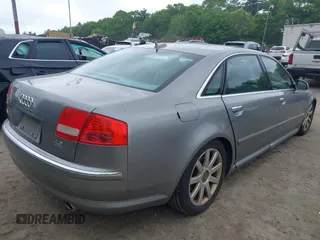 2005 Audi A8 z VIN WAUML44EX5N001847, wystawiony jako IAAI lot #42328636 z przebiegiem 129 925 mil mil oraz . Historia ofert i sprzedaży dostępna na DreamBid. Obrazek 4.