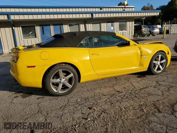 2013 Chevrolet Camaro LT z VIN 2G1FB3D38D9217987, wystawiony jako Copart lot #76570004 z przebiegiem 108 781 mil mil oraz Szkoda całkowita • Salvage title. Historia ofert i sprzedaży dostępna na DreamBid. Obrazek 3.