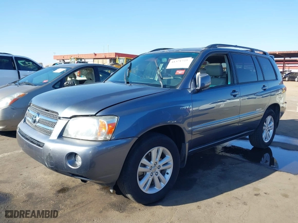 2007 Toyota Highlander Hybrid w/3rd Row with VIN JTEDW21A070023240, listed as a IAAI auction lot 41371725 with 101,457 mi miles. Bid and sale history available at carsss.com. Image 17.