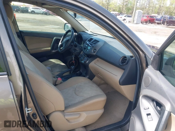2009 Toyota RAV4 with VIN 2T3ZF33V69W003413, listed as a IAAI auction lot 41995081 with 249,923 mi miles. Bid and sale history available at carsss.com. Image 5.