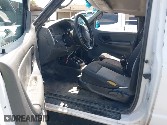 2005 Ford Ranger XL with VIN 1FTYR14U55PB06180, listed as a IAAI auction lot 42119760 with Not Provided miles. Bid and sale history available at carsss.com. Image 5.
