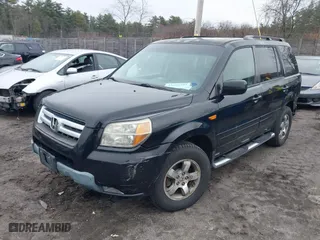 2008 Honda Pilot EX-L with VIN 5FNYF18718B038892, listed as a IAAI auction lot 41800192 with 145,370 mi miles. Bid and sale history available at carsss.com. Image 2.