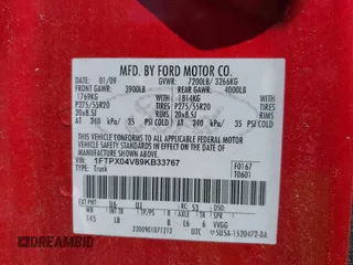 2009 Ford F-150 XLT z VIN 1FTPX04V89KB33767, wystawiony jako IAAI lot #42807419 z przebiegiem 81 043 mil mil oraz . Historia ofert i sprzedaży dostępna na DreamBid. Obrazek 9.