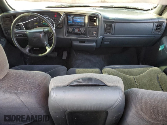 1999 Chevrolet Silverado 1500 with VIN 1GCEC14WXXZ173175, listed as a Copart auction lot 75868044 with 179,889 mi miles and Non Repairable. Bid and sale history available at carsss.com. Image 8.