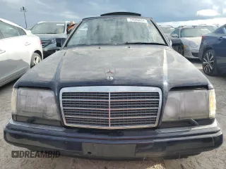 1994 Mercedes-Benz E Class with VIN WDBEA66EXRC086128, listed as a Copart auction lot 74996054 with 0 mi miles and Salvage Title. Bid and sale history available at carsss.com. Image 5.
