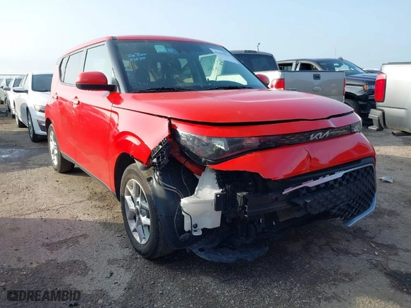 2024 Kia Soul LX with VIN KNDJ23AU3R7232162, listed as a IAAI auction lot 41905820 with 29,239 mi miles. Bid and sale history available at carsss.com. Image 1.