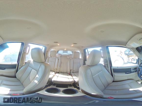 2016 Ford Expedition XLT с VIN 1FMJU1HT2GEF42156, выставлен на аукционе Copart как лот 51824235 с пробегом 152 656 миль миль и Списание • Salvage title. История ставок и продаж доступна на DreamBid. Изображение 15.