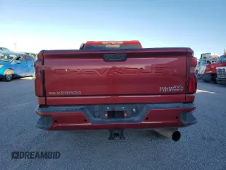 2020 Chevrolet Silverado 3500HD High Country z VIN 1GC4YVEY8LF298403, wystawiony jako Copart lot #55277085 z przebiegiem 103 960 mil mil oraz Szkody całkowita. Historia ofert i sprzedaży dostępna na DreamBid. Obrazek 6.