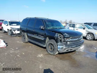 2002 Chevrolet Tahoe LT with VIN 1GNEC13Z02R203361, listed as a IAAI auction lot 41580885 with 349,050 mi miles. Bid and sale history available at carsss.com. Image 1.