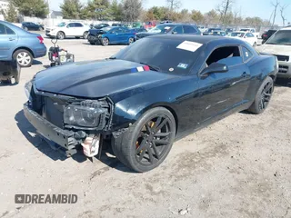 2010 Chevrolet Camaro 2SS z VIN 2G1FK1EJ9A9137692, wystawiony jako IAAI lot #41605144 z przebiegiem 169 665 mil mil oraz . Historia ofert i sprzedaży dostępna na DreamBid. Obrazek 4.