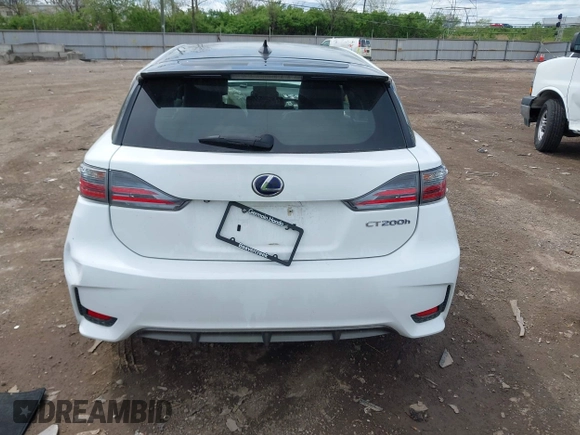 2014 Lexus CT 200h z VIN JTHKD5BH4E2198864, wystawiony jako IAAI lot #42083972 z przebiegiem 148 555 mil mil oraz . Historia ofert i sprzedaży dostępna na DreamBid. Obrazek 16.