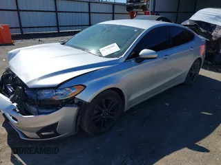 2019 Ford Fusion SE with VIN 3FA6P0HD9KR172372, listed as a IAAI auction lot 41705985 with 145,893 mi miles. Bid and sale history available at carsss.com. Image 18.