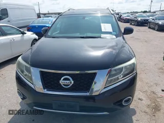 2014 Nissan Pathfinder S z VIN 5N1AR2MNXEC635952, wystawiony jako IAAI lot #42397299 z przebiegiem 159 727 mil mil oraz . Historia ofert i sprzedaży dostępna na DreamBid. Obrazek 6.
