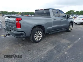 2020 Chevrolet Silverado 1500 Custom with VIN 1GCRWBEH7LZ288602, listed as a IAAI auction lot 41731947 with 101,401 mi miles. Bid and sale history available at carsss.com. Image 4.