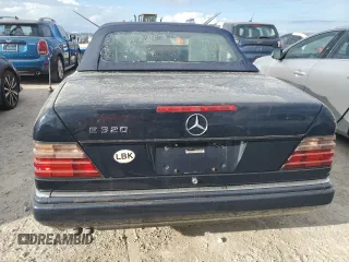 1994 Mercedes-Benz E Class with VIN WDBEA66EXRC086128, listed as a Copart auction lot 74996054 with 0 mi miles and Salvage Title. Bid and sale history available at carsss.com. Image 6.