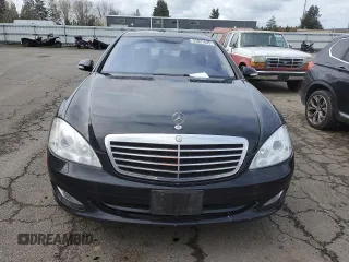 2007 Mercedes-Benz S 550 z VIN WDDNG86X87A108249, wystawiony jako Copart lot #52631825 z przebiegiem 151 083 mil mil oraz Szkoda całkowita • Salvage title. Historia ofert i sprzedaży dostępna na DreamBid. Obrazek 5.