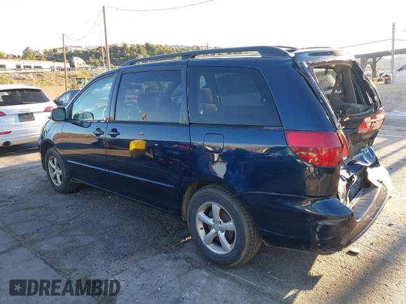 2005 Toyota Sienna CE with VIN 5TDZA23C25S321595, listed as a IAAI auction lot 41666085 with 199,810 mi miles. Bid and sale history available at carsss.com. Image 3.