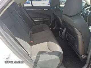 2019 Chrysler 300 Touring z VIN 2C3CCAAG9KH733284, wystawiony jako Copart lot #55454485 z przebiegiem Nie podano mil oraz Tytuł czysty. Historia ofert i sprzedaży dostępna na DreamBid. Obrazek 10.