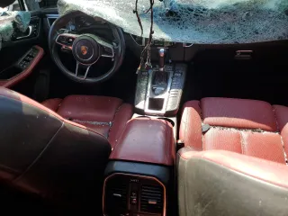 2017 Porsche Macan S с VIN WP1AB2A50HLB18420, выставлен на аукционе Copart как лот 54119895 с пробегом 84 298 миль миль и Списание • Salvage title. История ставок и продаж доступна на DreamBid. Изображение 8.
