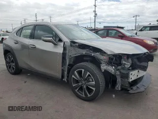 2019 Lexus UX 200 z VIN JTHY3JBH2K2017553, wystawiony jako Copart lot #52984105 z przebiegiem 22 187 mil mil oraz Szkoda całkowita • Salvage title. Historia ofert i sprzedaży dostępna na DreamBid. Obrazek 4.