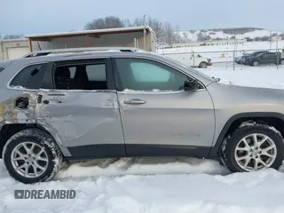 2018 Jeep Cherokee Latitude Plus with VIN 1C4PJMLB1JD502431, listed as a IAAI auction lot 41292612 with 115,839 mi miles and . Bid and sale history available at DreamBid. Image 13.