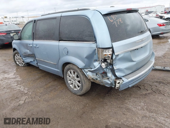 2013 Chrysler Town & Country Touring z VIN 2C4RC1BG7DR808372, wystawiony jako IAAI lot #41752640 z przebiegiem 91 112 mil mil oraz . Historia ofert i sprzedaży dostępna na DreamBid. Obrazek 3.